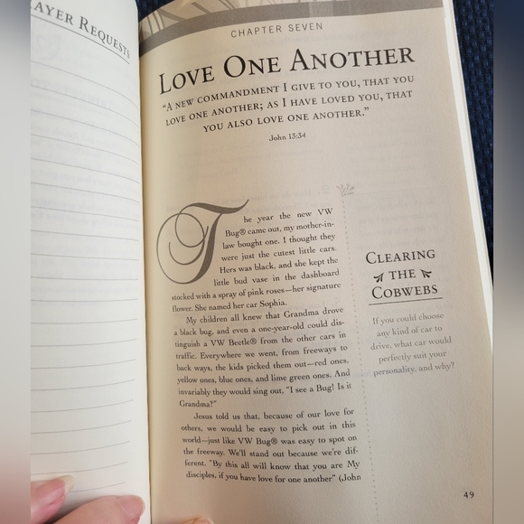 WOMEN'S CHRISTIAN BIBLE STUDY Encouraging One Another from Women of Faith - Picture 4 of 4